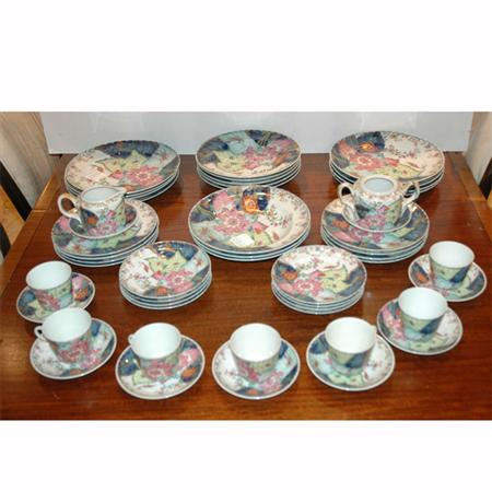 Appraisal: Mottahedeh Chinese Export Style Porcelain Dinner Service Estimate -