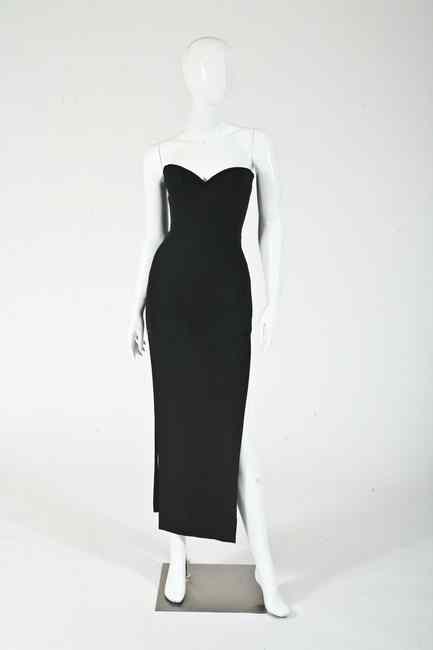 Appraisal: ANTONY PRICE BLACK STRAPLESS EVENING GOWN s- s Simple column-form