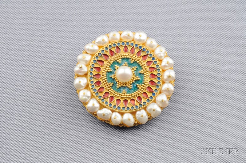 Appraisal: kt Gold Cultured Pearl and Enamel Brooch centering a pearl