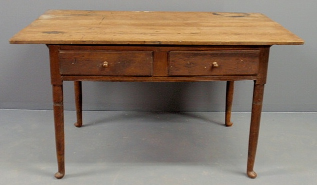 Appraisal: Pennsylvania Queen Anne walnut tavern table with a rectangular top