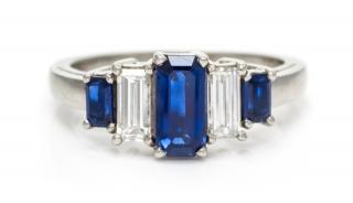 Appraisal: A Platinum Sapphire and Diamond Ring Oscar Heyman Brothers dwts