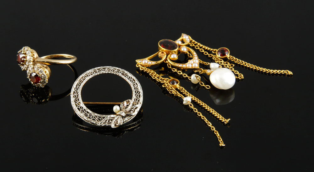 Appraisal: - K Yellow and White Gold Lot Lot of K