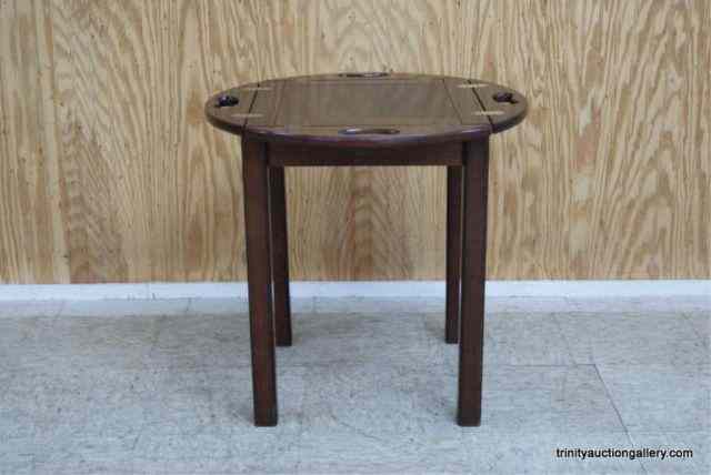 Appraisal: Mahogany Butlers Side Table w Folding SidesThis is a nice