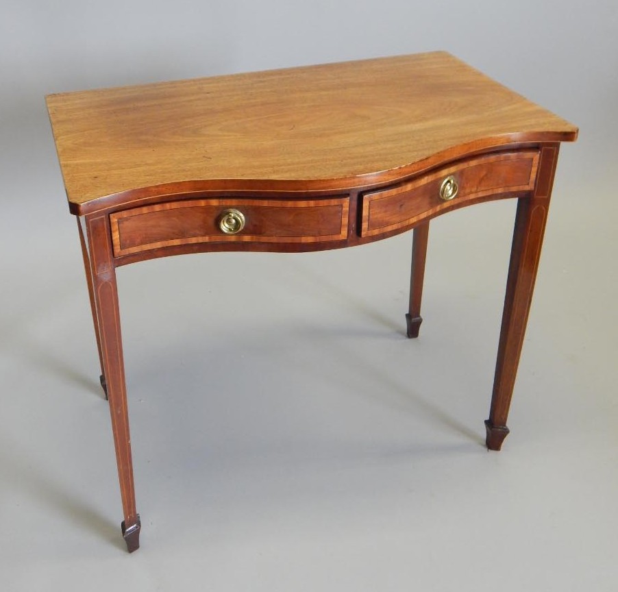 Appraisal: An Edwardian mahogany and satin wood banded side table the