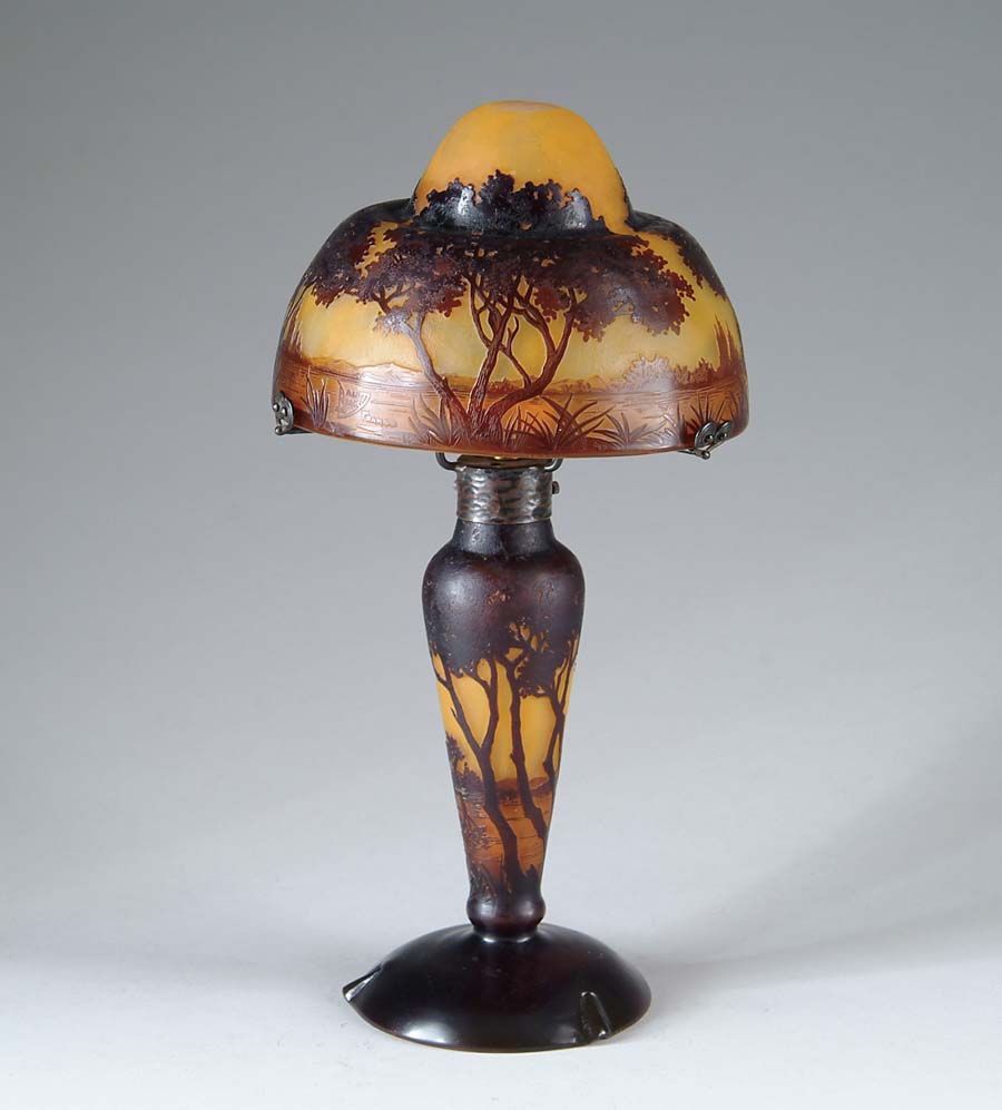 Appraisal: DAUM NANCY LAMP French cameo class lamp begins with an