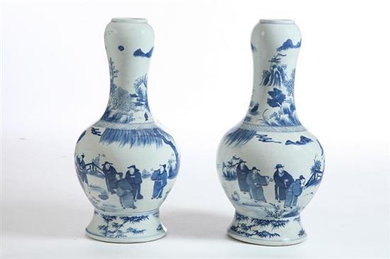 Appraisal: PAIR OF VASES Asian th century porcelain Large onion top