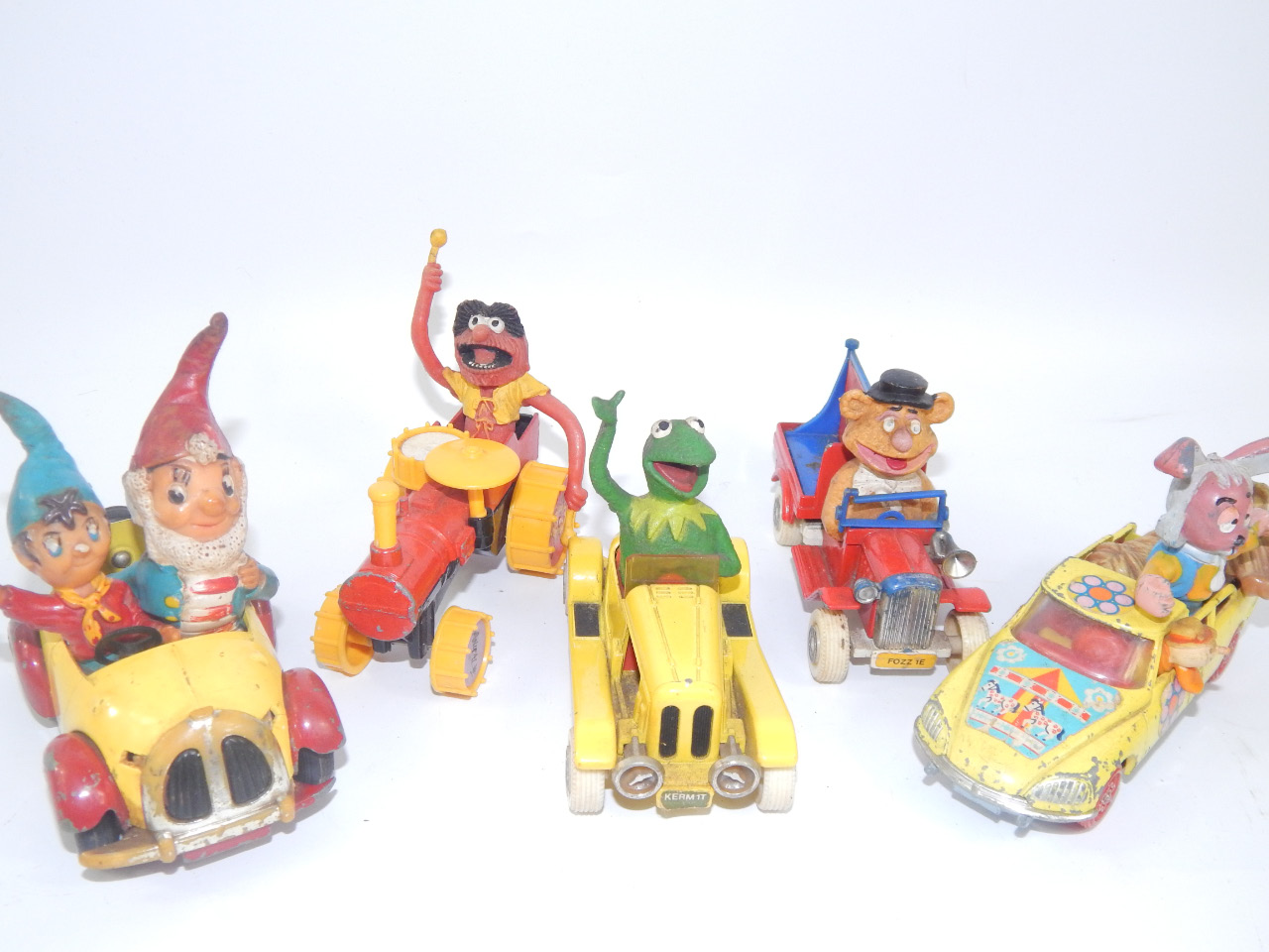 Appraisal: A group of novelty die-cast vehicles comprising Corgi Muppets animal