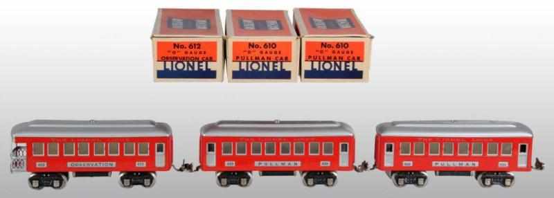 Appraisal: Lionel Pre-War O-Gauge Passenger Cars Description Set of three including