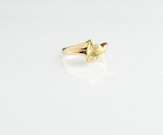 Appraisal: Lady's K Yellow Gold Dinner Ring with a ca Lady's