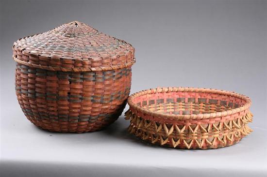 Appraisal: TWO BASKETS American late th-early th century woven splint Lidded