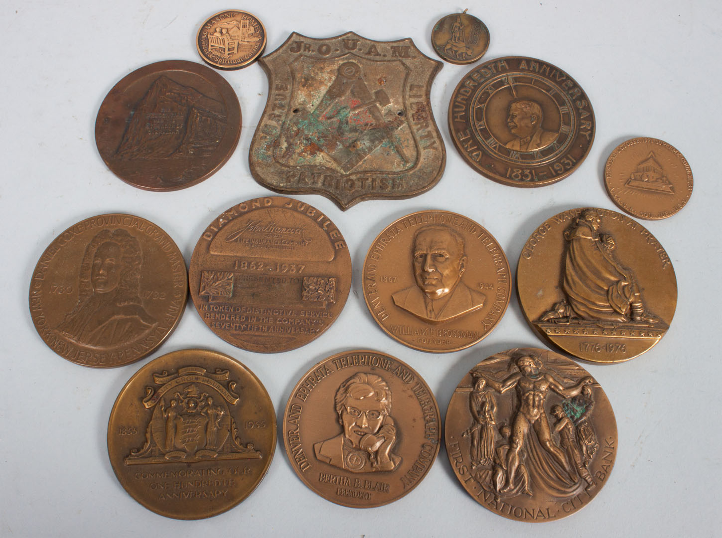 Appraisal: Medallions Thirteen bronze commemoratives including six Masonic items three honoring