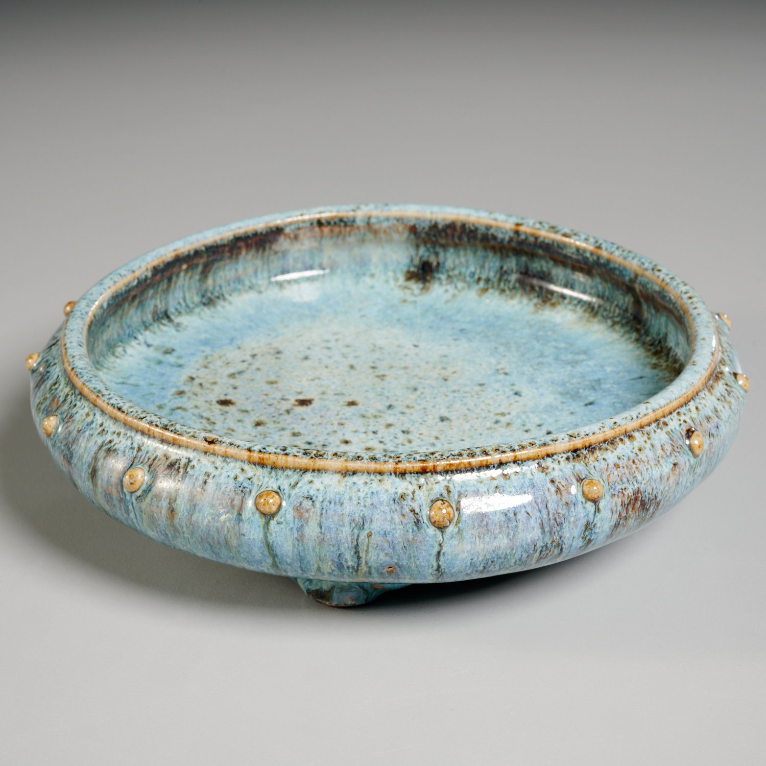 Appraisal: CHINESE SONG JUNYAO NARCISSUS TRIPOD BOWL Likely Song Dynasty c