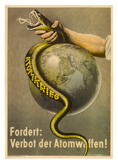 Appraisal: JOHN HEARTFIELD - FORDERT VERBOT DER ATOMWAFFEN x x cm