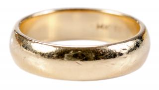 Appraisal: kt Wedding Band half round band approx mm wide stamped