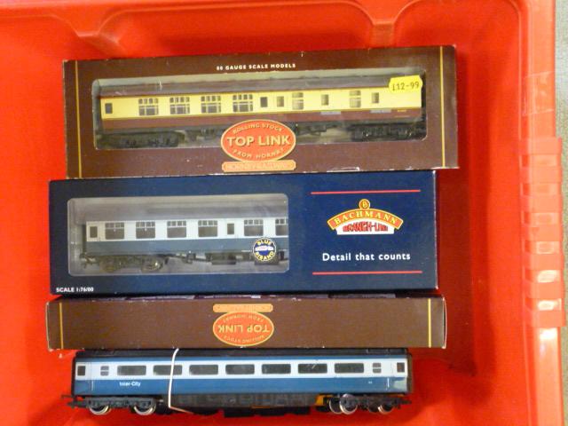 Appraisal: Hornby Intercity and seven B R coaches by Hornby and