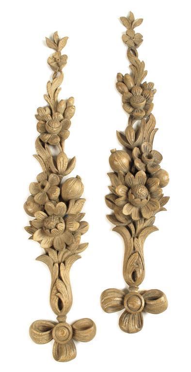 Appraisal: A pair of carved pine drops