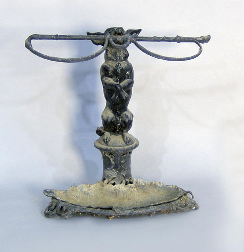 Appraisal: Cast iron umbrella stand h