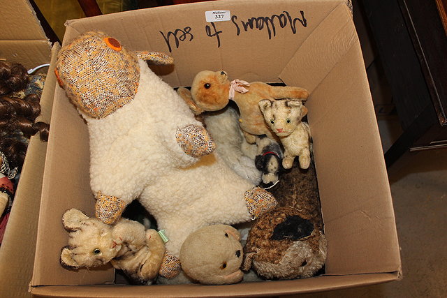 Appraisal: A GROUP OF VARIOUS TOY ANIMALS to include a lamb