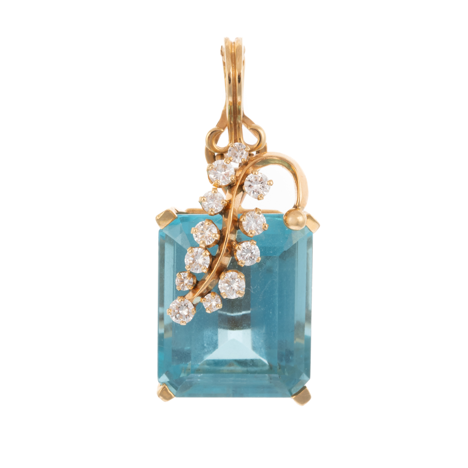 Appraisal: A CT AQUAMARINE DIAMOND PENDANT IN K K yellow gold