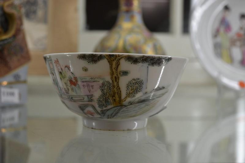 Appraisal: CHINESE REPUBLIC PERIOD EARLY TH CENTURY RICE BOWL