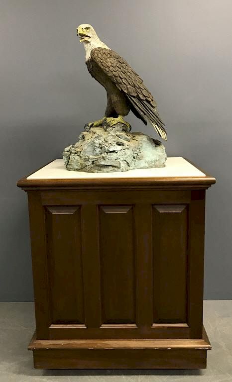 Appraisal: Fine Presidential Eagle Sculpture Fine bronze Presidential eagle signed A