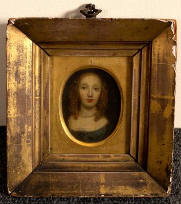 Appraisal: th Century English School Portrait Miniature of a Young Girl