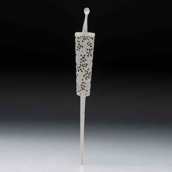 Appraisal: Jade Chinese Hairpin Chinese A white jade hairpin carved with