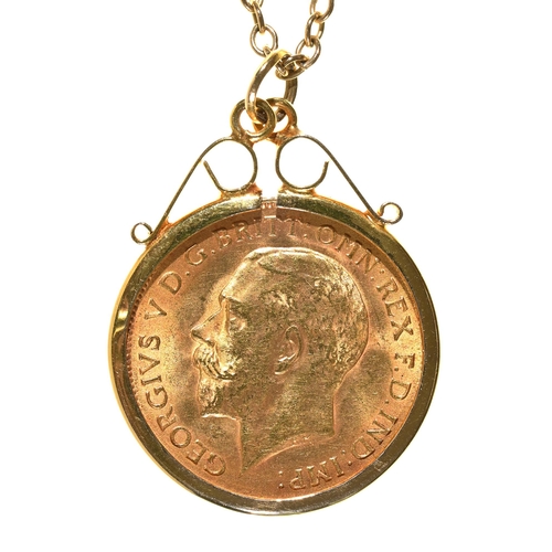 Appraisal: Gold coin Half sovereign in ct gold pendant on gold