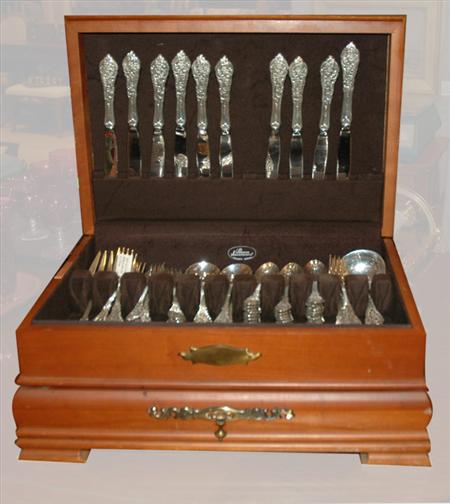 Appraisal: Reed Barton Sterling Silver Flatware Service Estimate nbsp nbsp nbsp