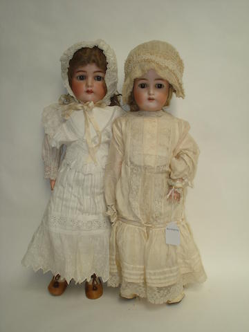 Appraisal: Kammer Reinhardt Simon Halbig bisque head doll With weighted brown