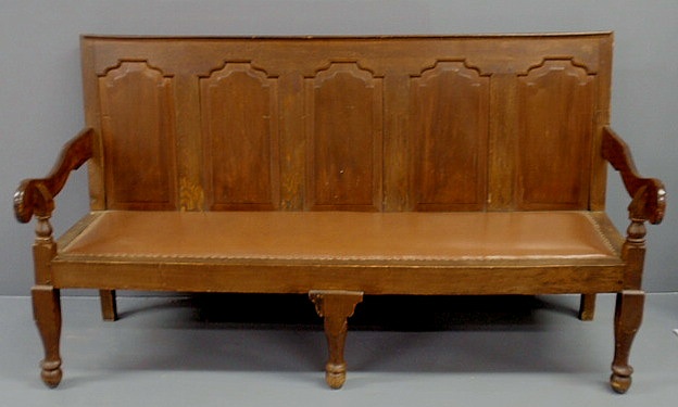 Appraisal: English walnut Queen Anne style settee with mortise tenon construction