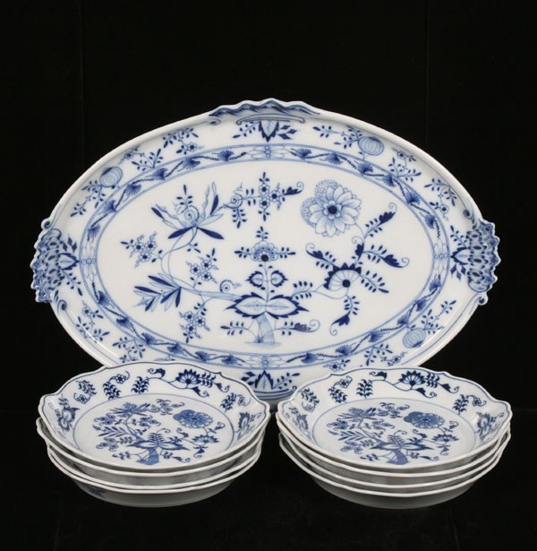 Appraisal: Meissen tray and eight Blue Danube bowls Tray L All