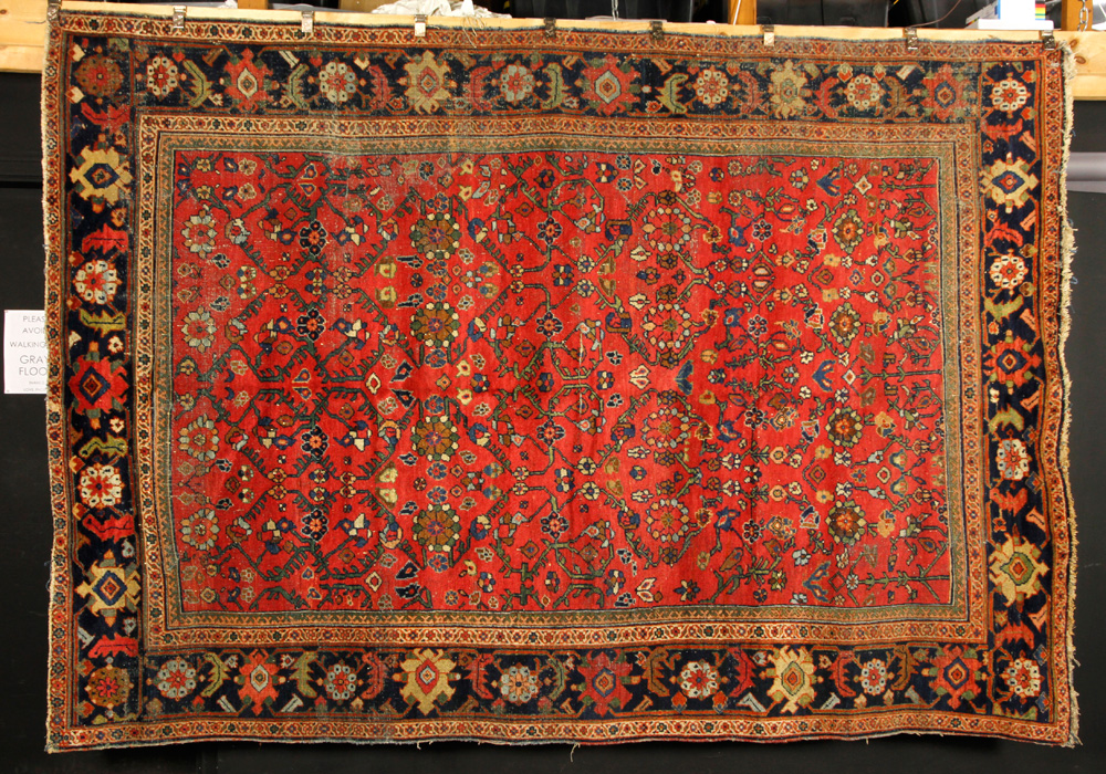 Appraisal: - Early th C Persian Mahal Rug Early th century