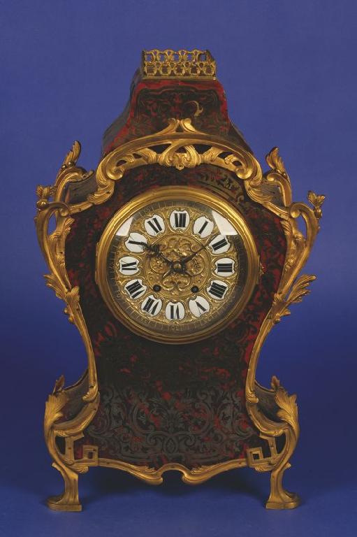 Appraisal: A LOUIS XIV STYLE BOULLE WORK MANTEL CLOCK the hour