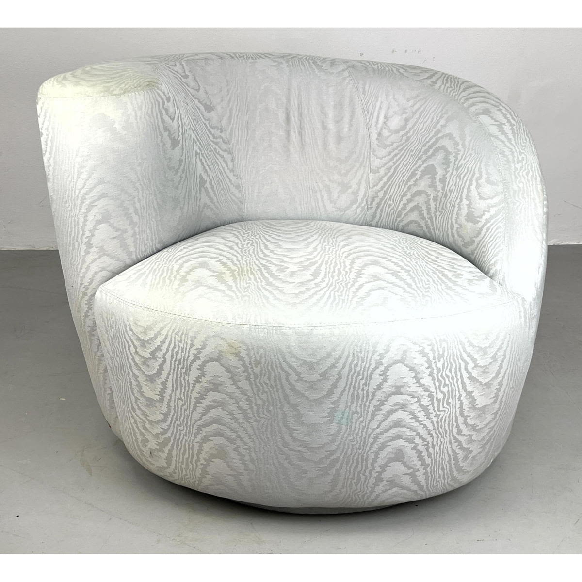 Appraisal: Vladimir Kagan style Nautilus chair with swivel base Light blue