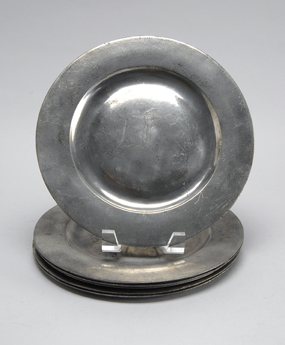 Appraisal: SET OF SEVEN IRISH PEWTER FLAT-RIMMED PLATES Probably by John