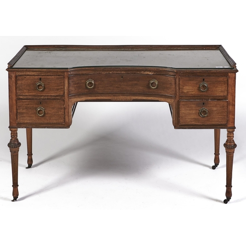 Appraisal: A concave centred mahogany dressing table early th c in