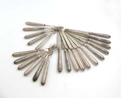 Appraisal: A Victorian part canteen of silver dessert knives and forks