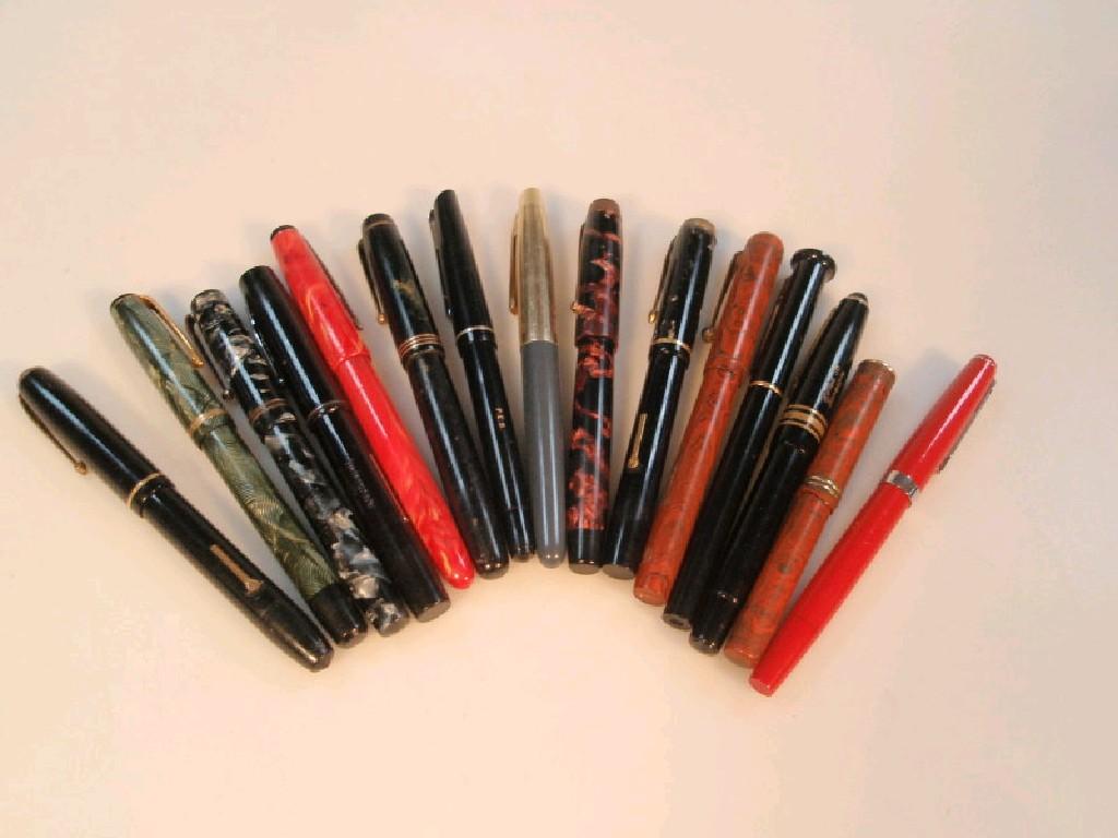 Appraisal: A Swan self-filled fountain pen with black marble case a