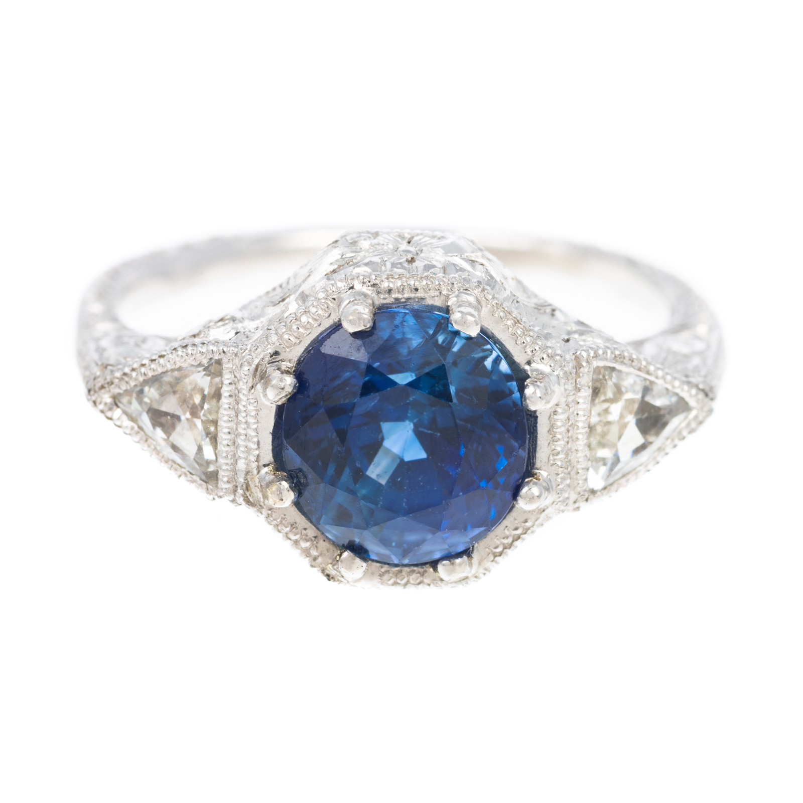 Appraisal: A FINE CT SAPPHIRE DIAMOND RING IN PLATINUM Platinum ring