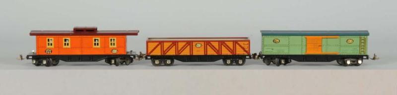 Appraisal: Lot of Lionel Lithographed Freight Cars Description Includes boxcar caboose