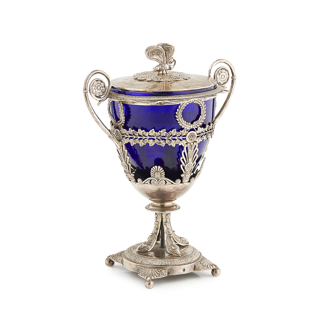 Appraisal: A French silver sugar basket and cover French control marks