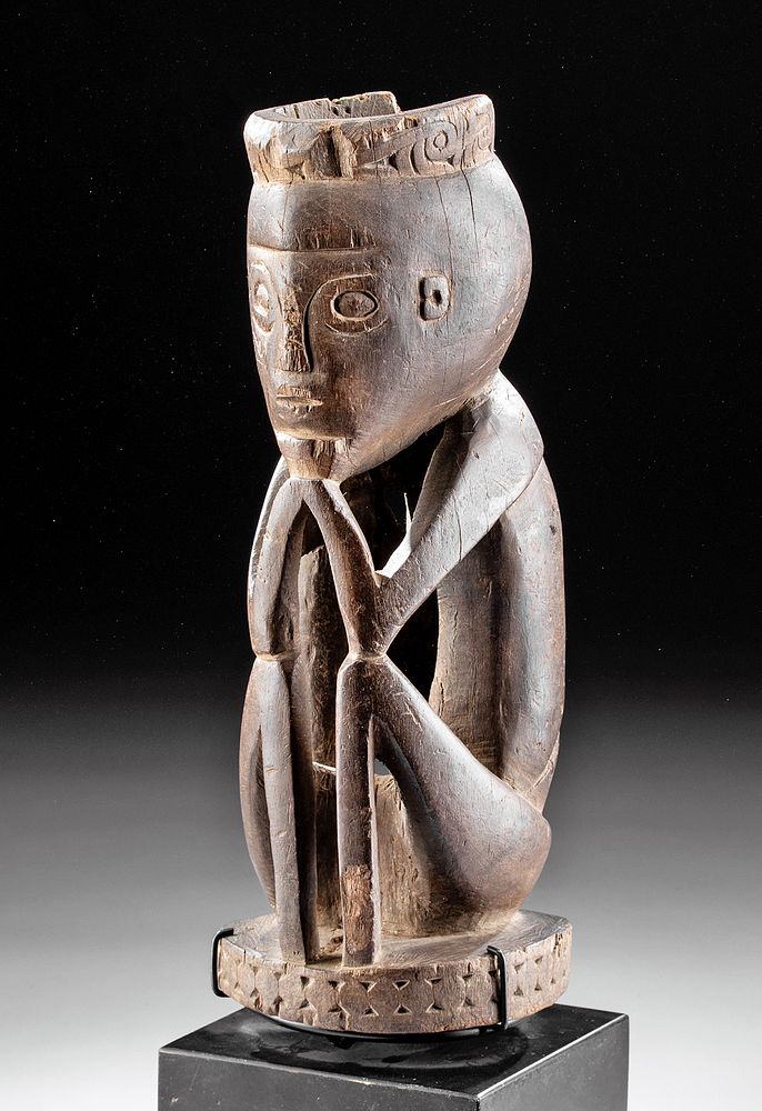 Appraisal: Early th C Papua New Guinea Wood Ancestor Figure Oceania