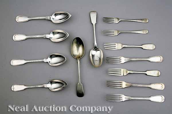 Appraisal: A Group of Silverplate Flatware fiddlethread dinner forks fiddlethread tablespoons