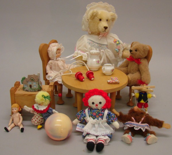 Appraisal: Lot Tan mohair Storybook Bear Teddy Ann in Together for