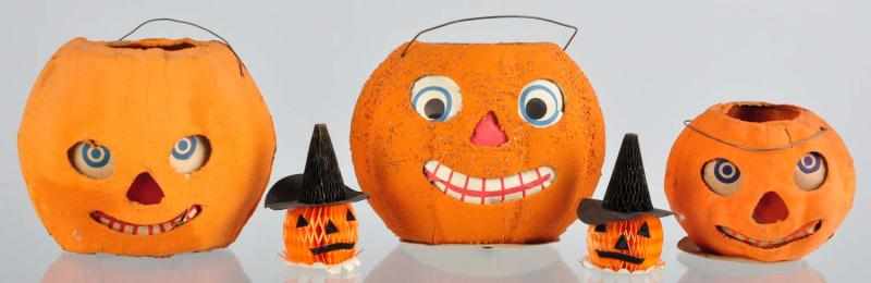 Appraisal: Lot of Halloween Items Description Includes three paper mache jack-o-lanterns