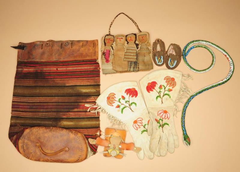 Appraisal: Lot of Native American Items This lot includes a pair