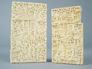 Appraisal: A th century Cantonese carved ivory cardcase decorated with figures