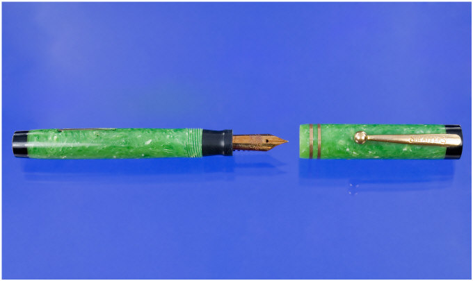 Appraisal: Sheaffer Lifetime Junior SC green jade gold trim black bands