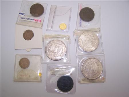 Appraisal: USA - a small collection of coins to include gold